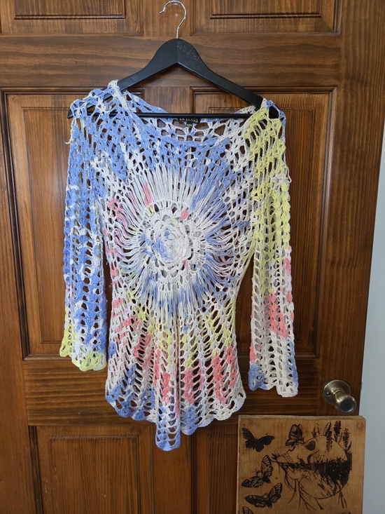 La Classe Couture Tops - Multicolor Crochet Sunburst Tunic Top - Lightweight Layering